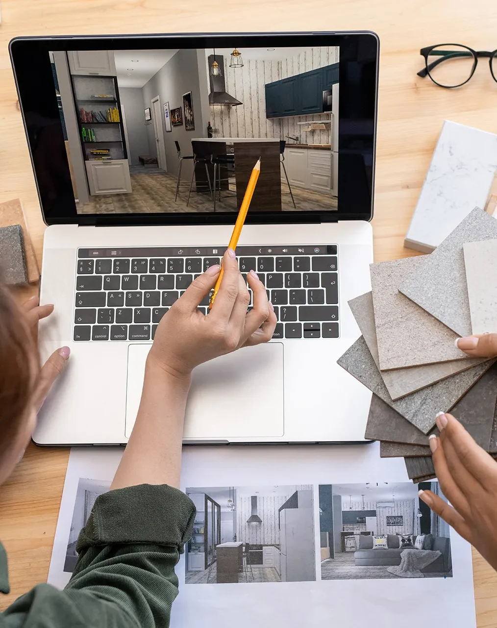 Session de travail autour d’un projet 3D, avec sélection de matériaux et finitions pour un aménagement intérieur personnalisé.