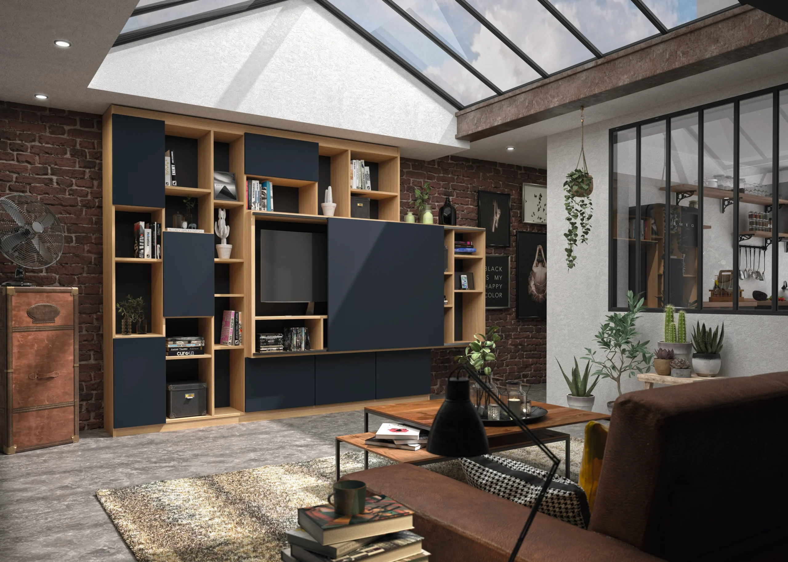 Meuble TV sur mesure dans un salon style loft, avec niches ouvertes, façades noires, décor bois et verrière intérieure.