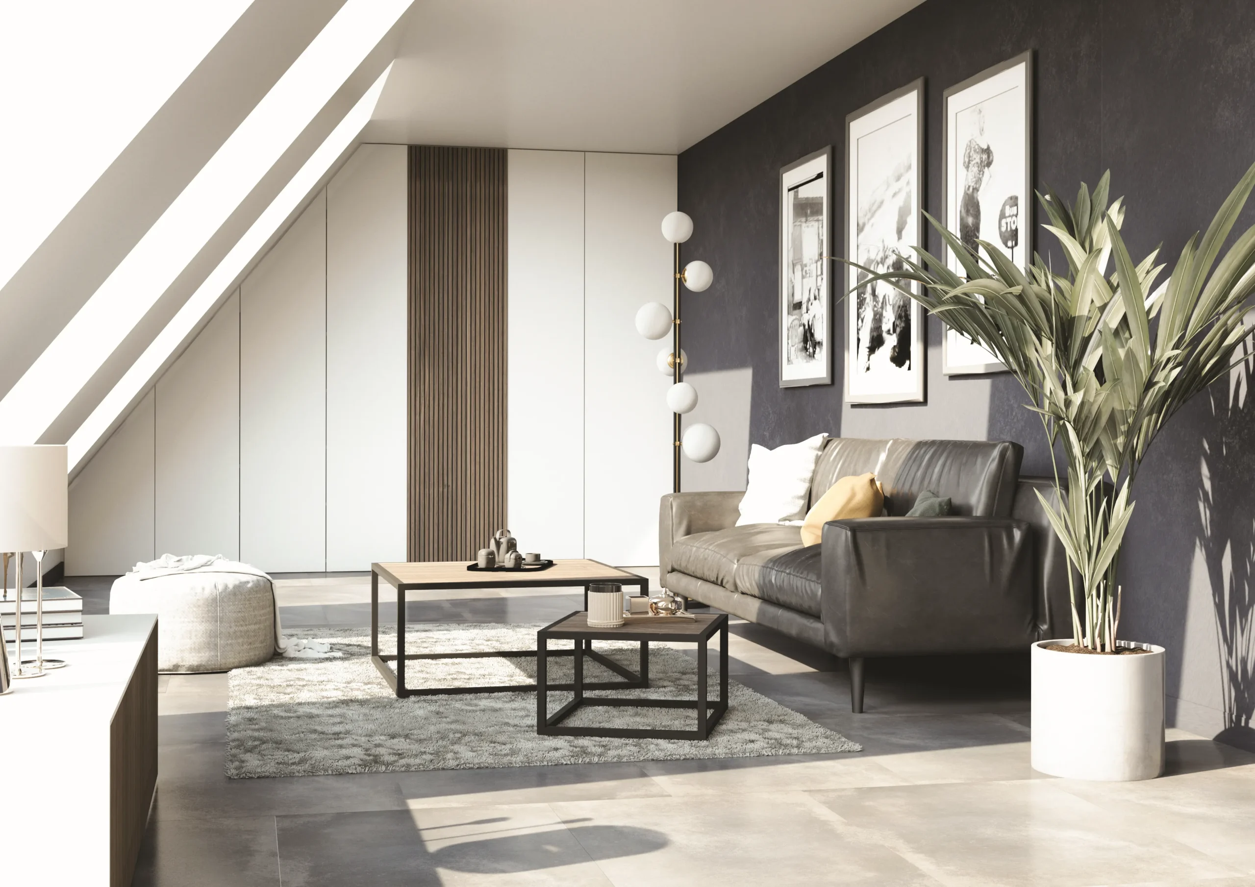 Salon sous combles lumineux avec rangements intégrés sous pente, façades claires et panneau vertical décor bois.